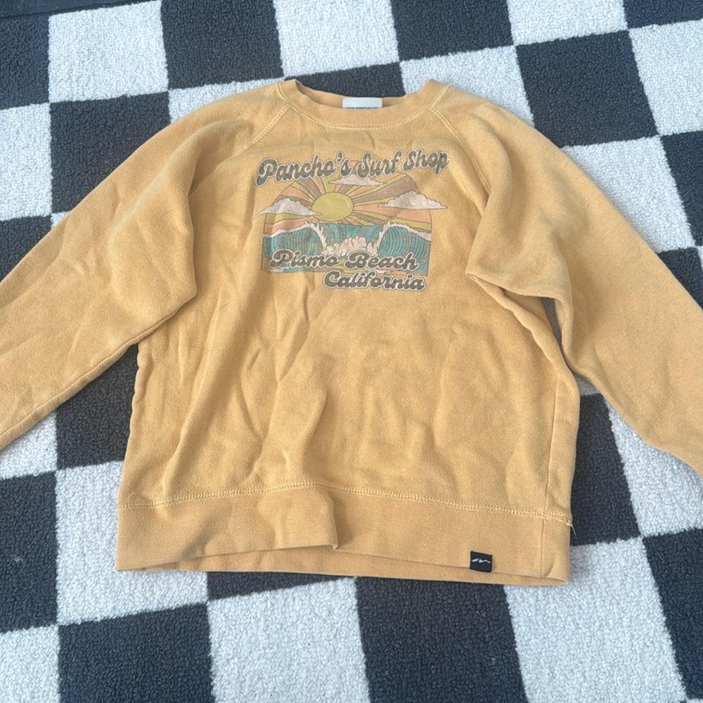 Yellow sweatshirt